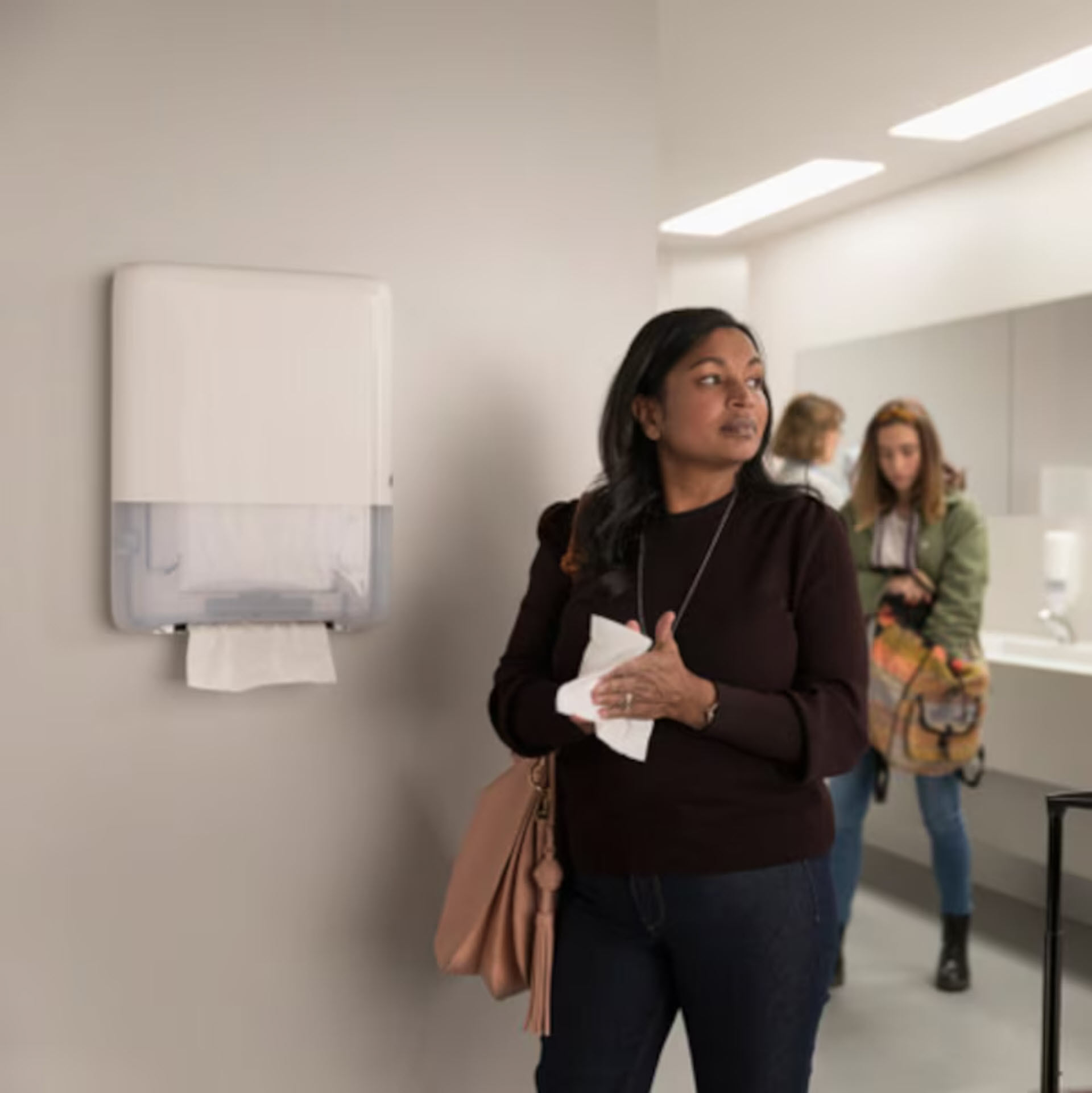 * Tork PeakServe® Mini Spender für Endlos™-Papierhandtücher Weiß H5 - 552550